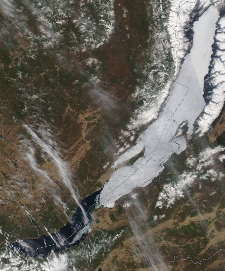 Спутниковый снимок Байкала 2022-05-06