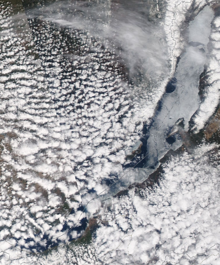 Спутниковый снимок Байкала 2022-05-11