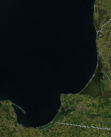Спутниковый снимок  Куршский и Калининградский залив 2022-05-18